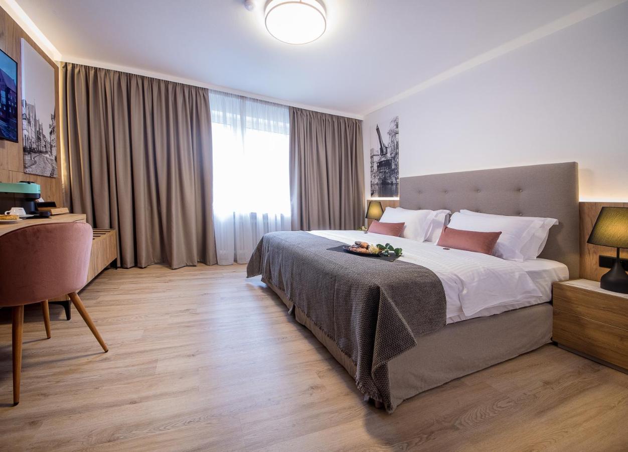 Gaestehaus Zum Roten Hahn Λούνεμπουργκ Εξωτερικό φωτογραφία